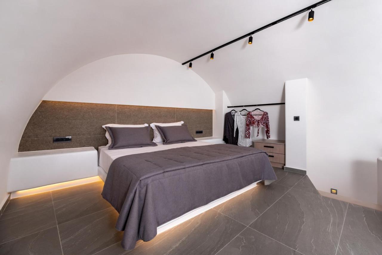 Neoma Luxury Suites Karterados  Exterior photo
