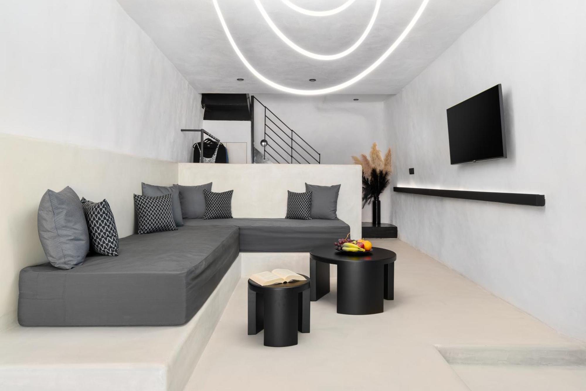 Neoma Luxury Suites Karterados  Exterior photo